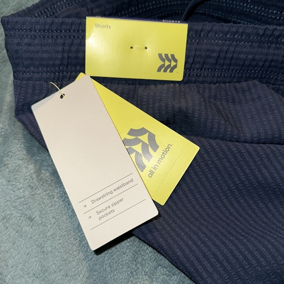 All in motion navy blue size 36 shorts New - Picture 6 of 6